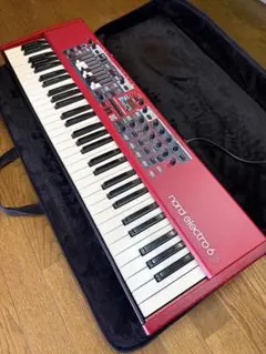 Nord Electro 5 HP (純正カバー/ケース付) Nord Electro 5 HP (純正カバー/ケース付)