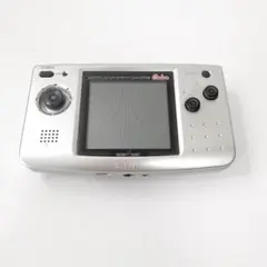 SNK ネオジオポケットカラー　ソリッドシルバー　美品　エスエヌケー　ゲーム機