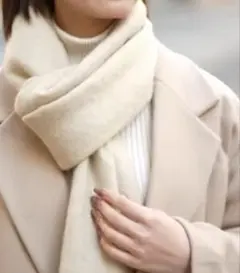 アイボリー ウール フリンジマフラー　chico