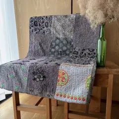未使用❁エンブロイダリー　グレー　パッチワークカンタキルトマルチカバーラグ