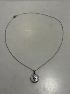 プラチナ コイン型ペンダント ネックレス