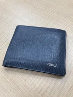 FURLA グレー　内側ネイビー　二つ折り財布