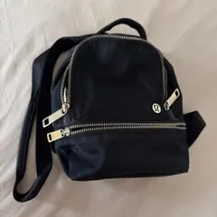 lululemon ブラック リュック OS/TUのサムネイル