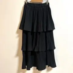 ティアードスカート　プリーツスカート　ロング丈　黒　ブラック　綺麗め　おしゃれ