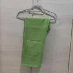 グリーンパンツ