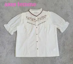 axes femme アイボリー 半袖シャツ　FREE