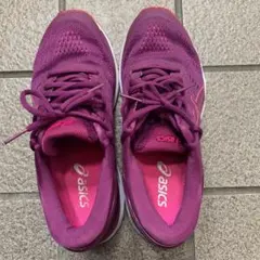 アシックス