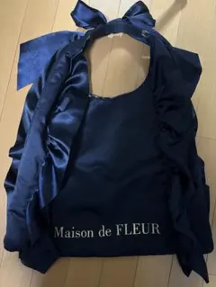 Maison de FLEUR ネイビー フリル トートバッグ