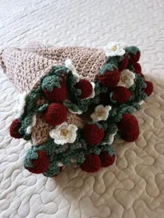 ブーケブランケット＊いちご＊ハンドメイド
