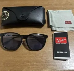 Ray-Ban RB4333D サングラス ケース付きのサムネイル