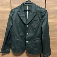 バーバリー 黒いスーツジャケット（刺繍ロゴ付き）