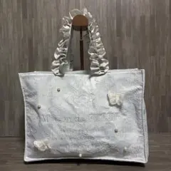 Maison de FLEUR 刺繍 トートバッグ ライト ブルー パール 付き