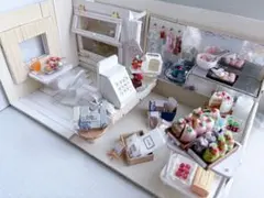ミニチュア　カフェ　お菓子　ドールハウス　スイーツ　お菓子屋さん