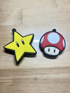 USJ限定 スーパーマリオ キー（鍵）カバー　 2種セットのサムネイル