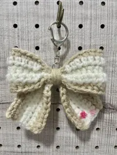 リボンチャーム　2 ハンドメイド　ベージュ