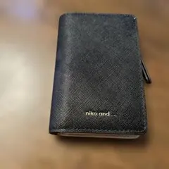 niko.and 二つ折り財布 ブラック