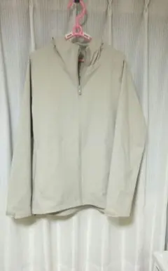 ユニクロブロックテックパーカー　3Dカット