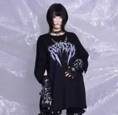 REFLEM グラフィックプリントオーバーサイズTシャツ　チェーン付き