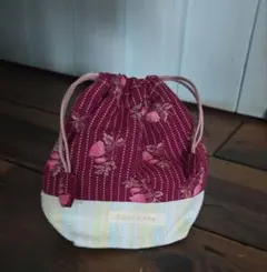 ハンドメイド風　巾着袋　ポーチ　マチ付き