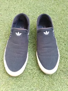 adidas ブラック スニーカー【28.5cm】