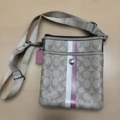 【説明必読】COACH ショルダーバッグ　ミニ PVC 肩掛け　シグネチャー