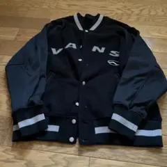希少　90s VANS ビッグロゴスタジャン VANS（スタジャン）のフリマアイテム一覧