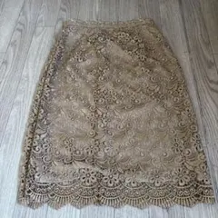 UNIQLO 花柄レースタイトスカート ベージュ