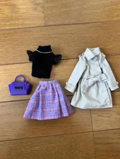 リカちゃん トレンチ