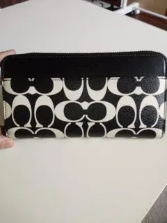 COACH モノグラム レザー長財布