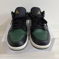 Nike Air Jordan 1 Low Pine Greenのサムネイル
