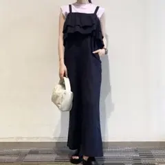 ブラックフリル　サロペット オーバーオール 秋にも！！