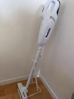 マキタ コードレス掃除機　紙パック式  軽量定番モデル 10.8V 6点セット