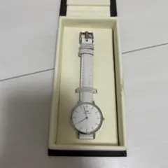 ダニエル・ウェリント　Daniel Wellington DW ホワイトのサムネイル
