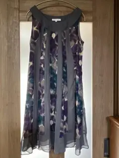 LAURA ASHLEY ノースリーブチュニック サイズ13 シックな色合い