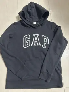 140サイズ　GAPパーカー　白、黒よりどり1枚