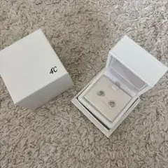 4℃ K10ホワイトゴールドピアス