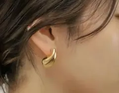 【300円スタート】大人気 定番 シンプル ゴールド 雫 大きめ ドロップピアス