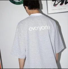 everyone back logo og border short - メルカリ