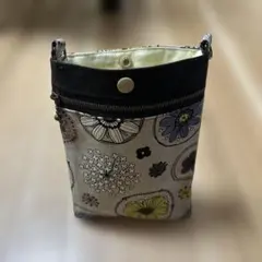 ハンドメイド スマホショルダーバッグ 花柄