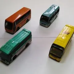 トミカ　ミニカー  バス(4点セット)