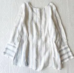 アンタイトル UNTITLED リネン100% ブラウス　麻　薄手　シャツ