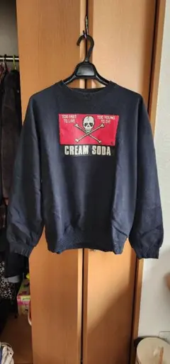 CREAM SODA 角ドクロスウェット トレーナー ブラック Lサイズのサムネイル