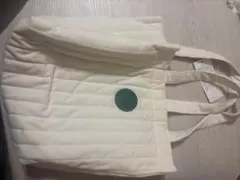 スターバックス　福袋2024 ホワイトキルティングトートバッグ