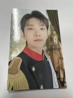 SEVENTEEN CAFE in Seoul ジョシュア　カフェ　トレカ　軍服