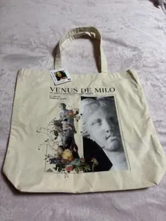 【パリのルーブル美術館で購入⠀】UNIQLO ヴィーナス・デ・ミロ エコバッグのサムネイル