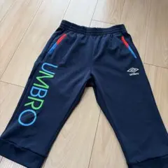 umbro ネイビー ショートパンツ