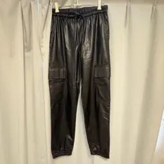 ZARA ザラ レザーパンツ 黒 28 カーゴパンツ カジュアルパンツ