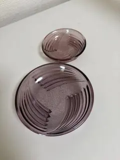 紫色のガラス製、豆皿、小皿のセット、昭和レトロ