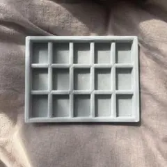 無印良品　重なるベロアケース格子　アクリルケース