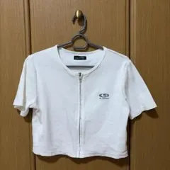 SLOPPY フロントジップ 半袖 クロップド丈 Tシャツのサムネイル